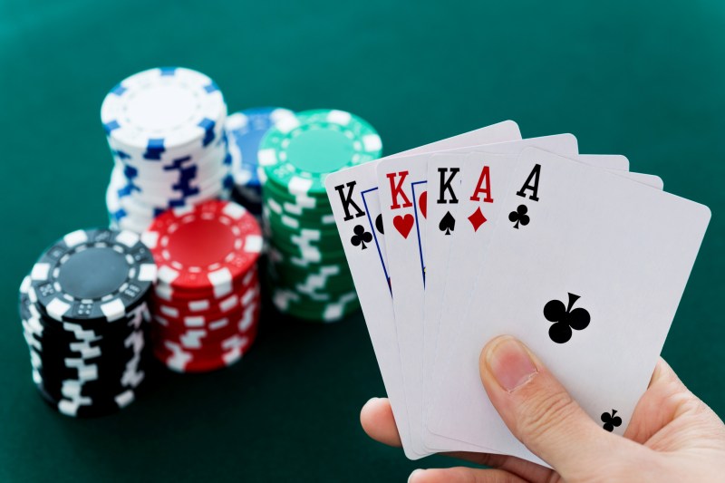 Ideas and methods for making intelligent gambling decisions at online casinos